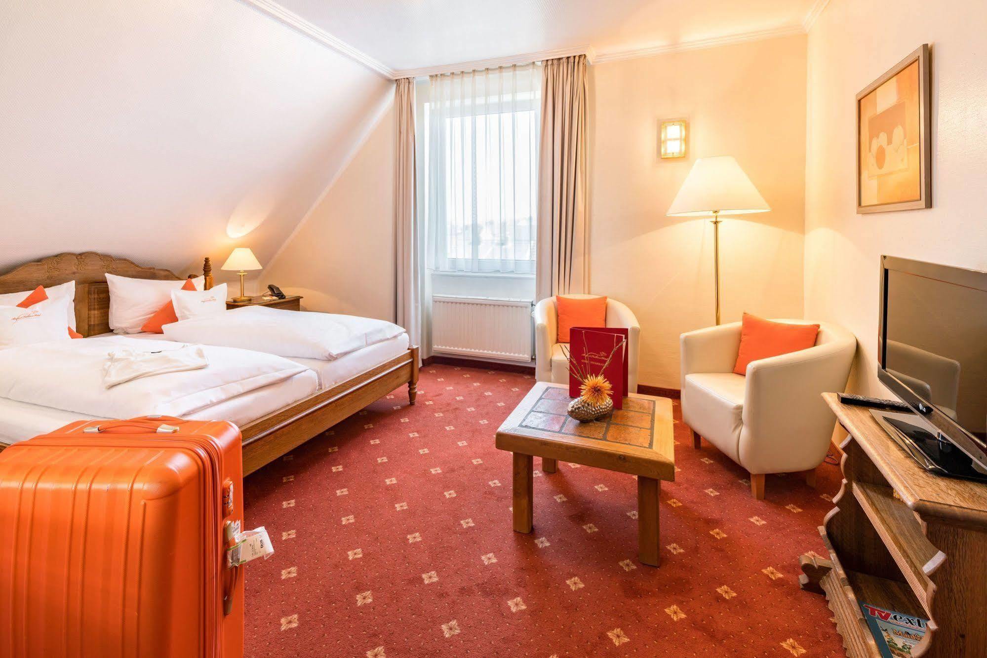 Airport Fashion Hotel Dusseldorf Exterior photo